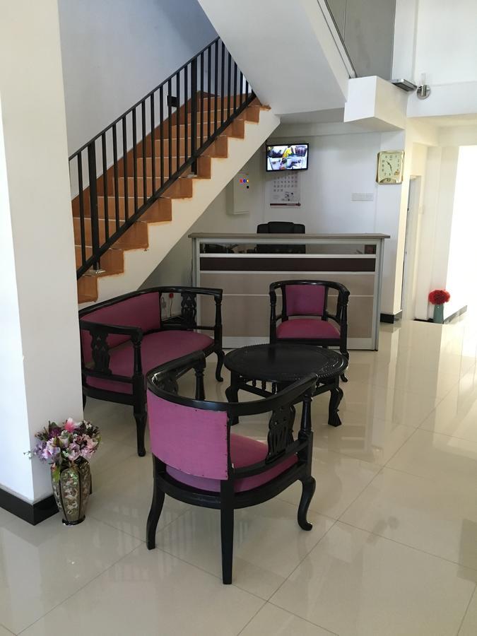 Ruki Sea Reach Hotel Kudapaduwa ภายนอก รูปภาพ