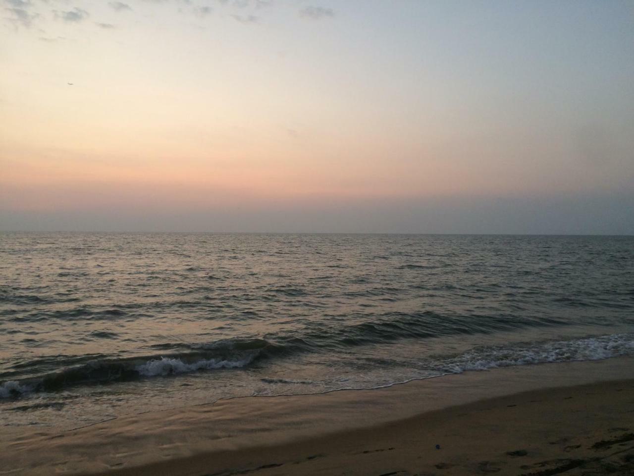 Ruki Sea Reach Hotel Kudapaduwa ภายนอก รูปภาพ